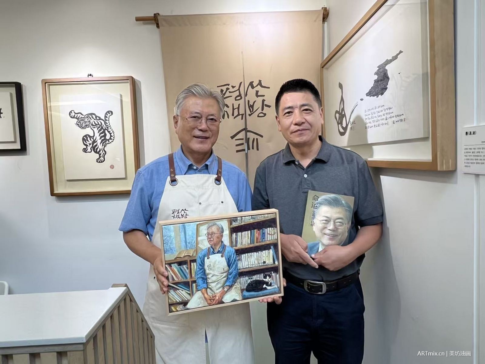 ARTmix美坊肖像油画定制作品于韩国平山书店交流展示
